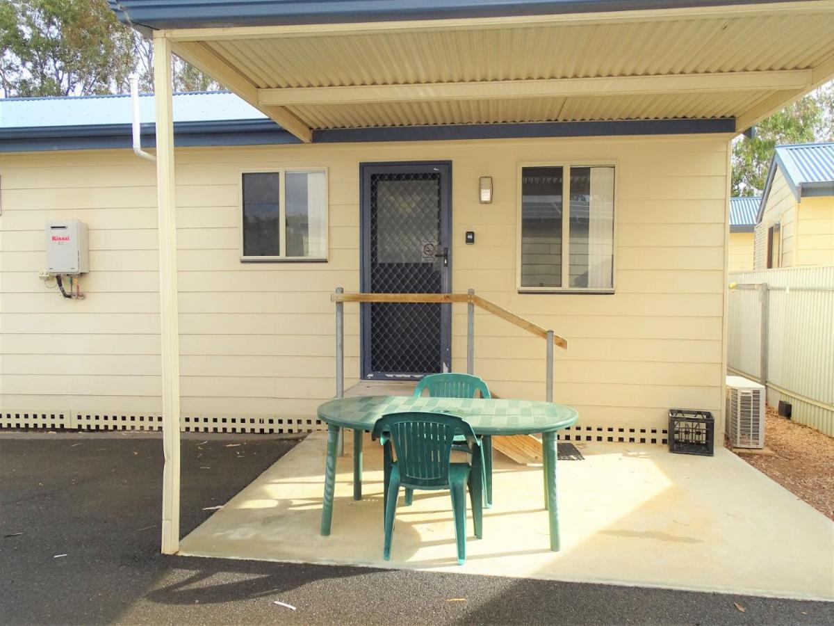 Port Moonta Moonta Bay Cabins 모텔 외부 사진