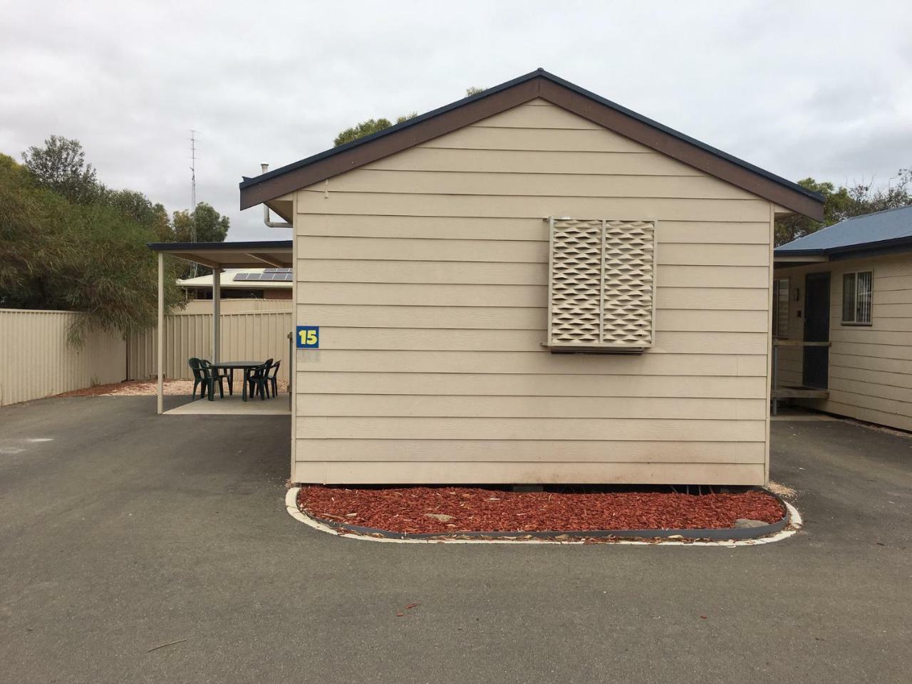 Port Moonta Moonta Bay Cabins 모텔 외부 사진
