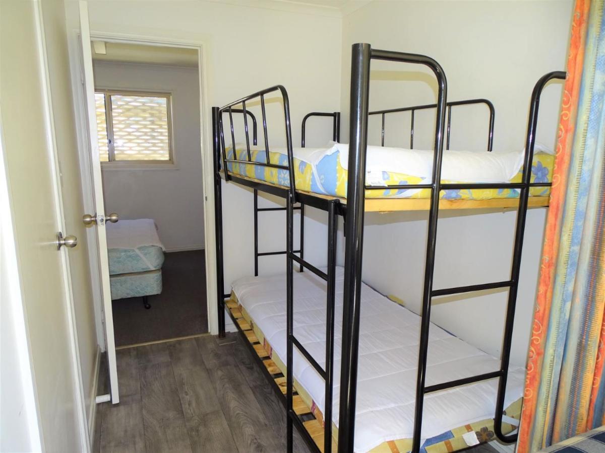 Port Moonta Moonta Bay Cabins 모텔 외부 사진