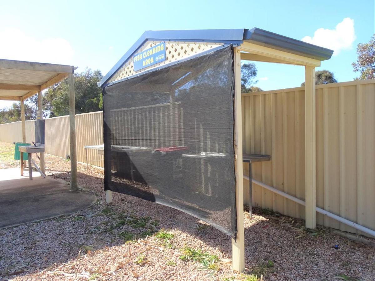 Port Moonta Moonta Bay Cabins 모텔 외부 사진