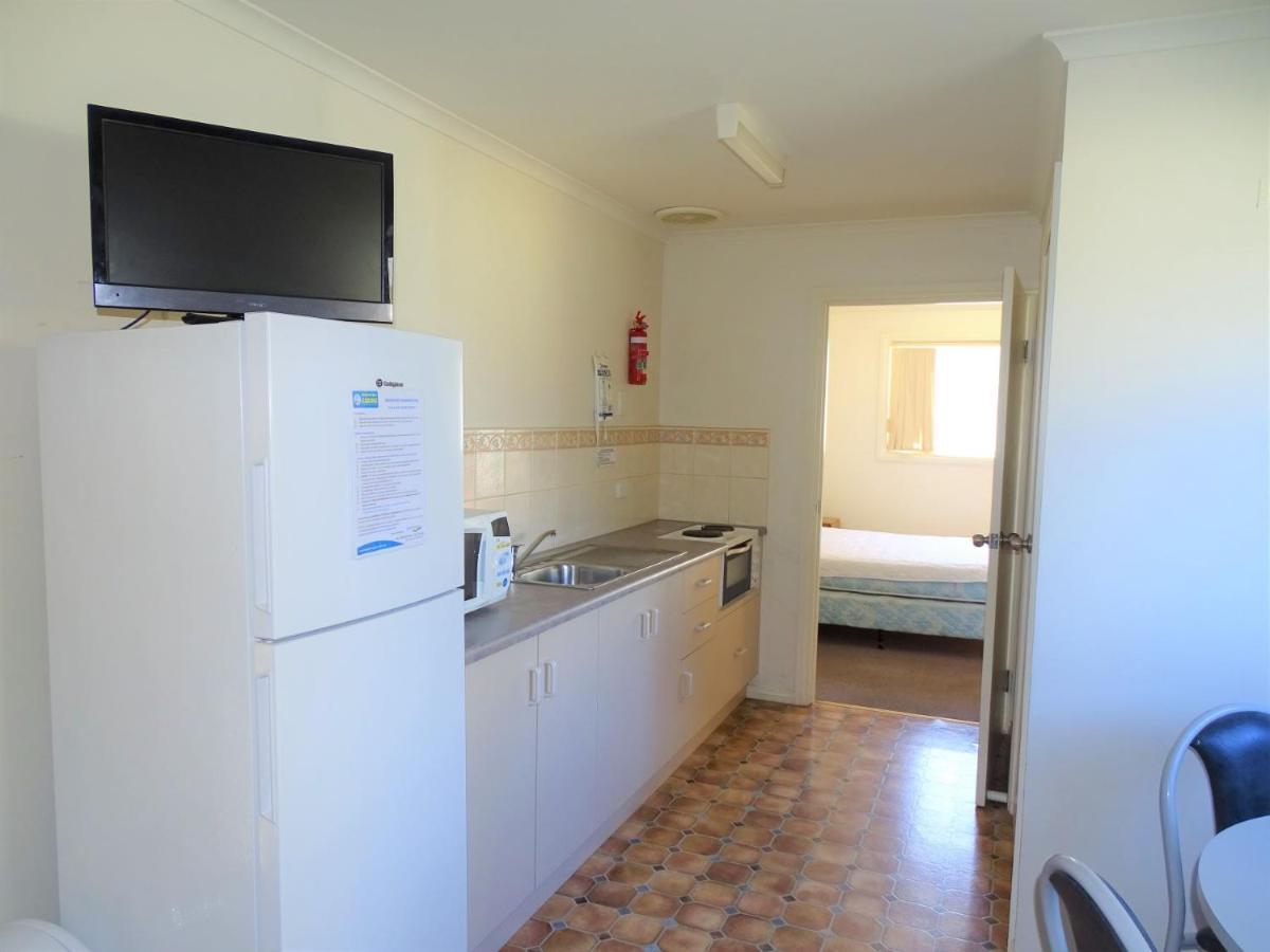 Port Moonta Moonta Bay Cabins 모텔 외부 사진