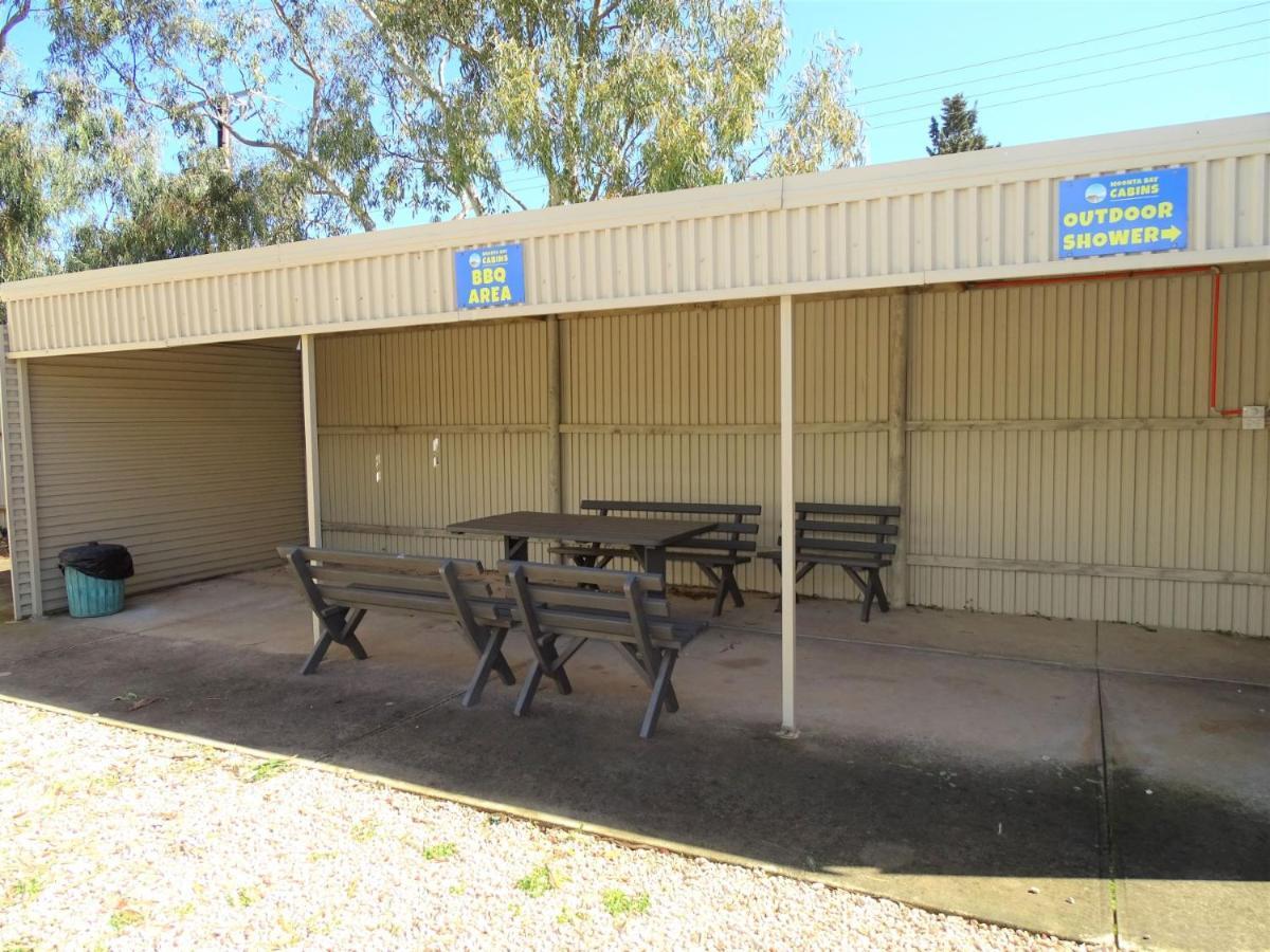 Port Moonta Moonta Bay Cabins 모텔 외부 사진