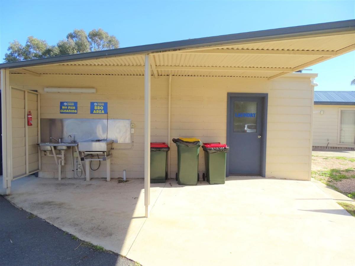 Port Moonta Moonta Bay Cabins 모텔 외부 사진