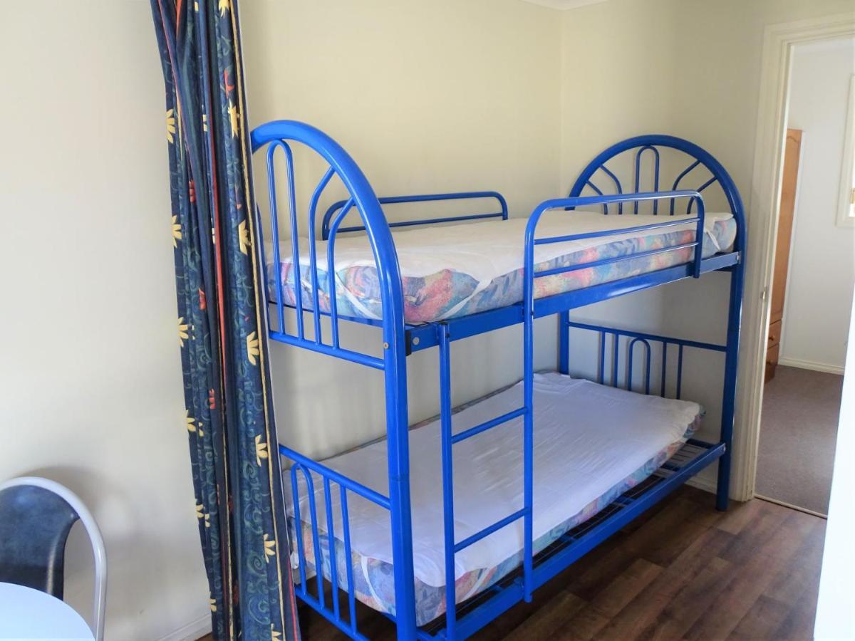 Port Moonta Moonta Bay Cabins 모텔 외부 사진
