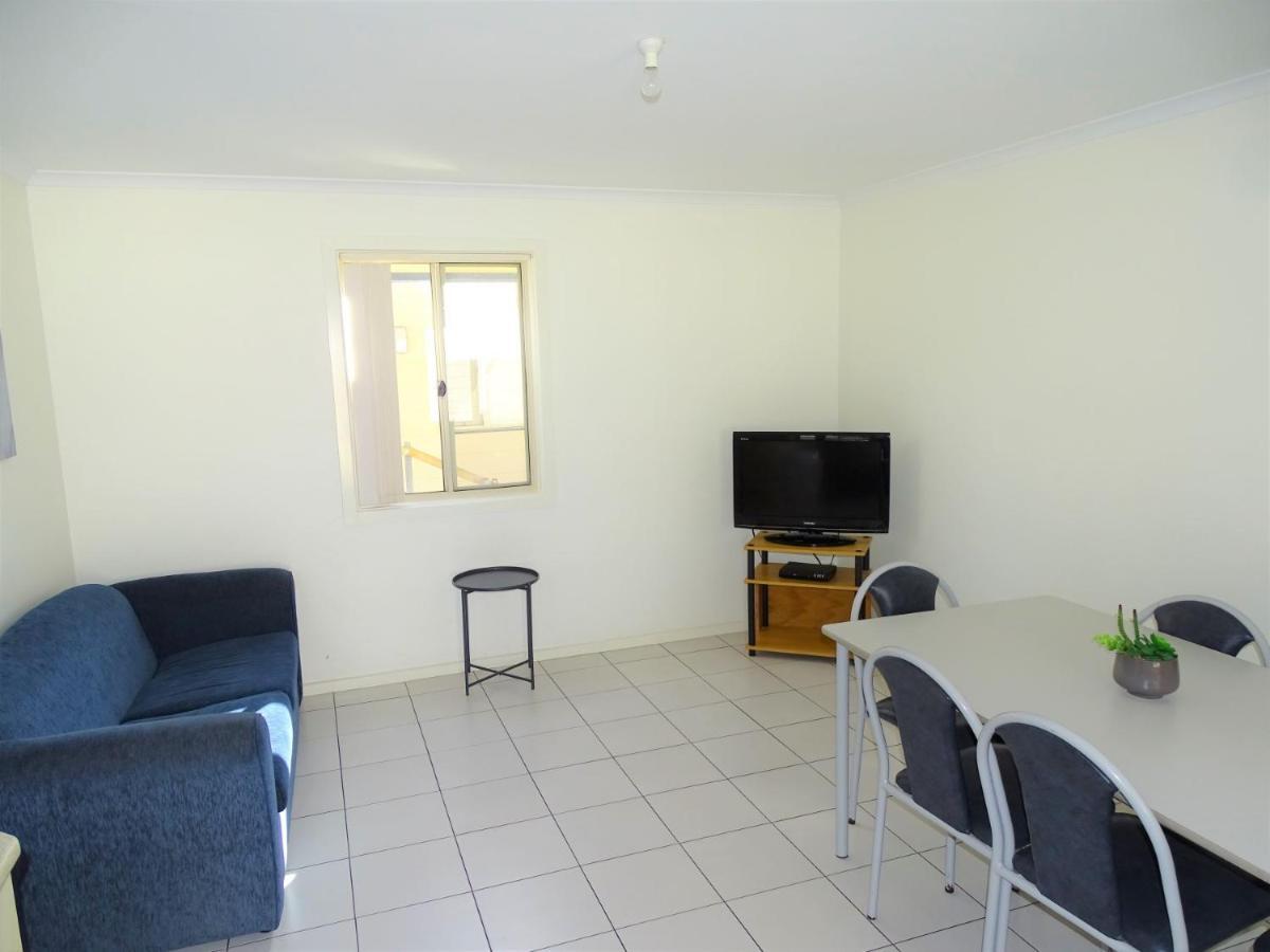 Port Moonta Moonta Bay Cabins 모텔 외부 사진